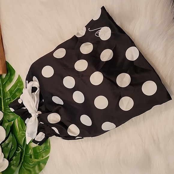 NWT Victoria's Secret Black Fur Polka Dot slippers with Monogramed Bag "V"! - Picture 3 of 5